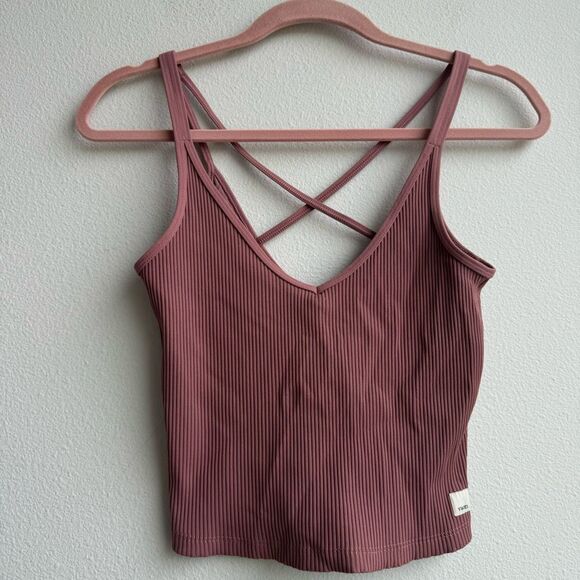 Vuori Rib Crop Top Pink Marsala Athletic Workout Gym Tank Strappy Size Small - Picture 1 of 4